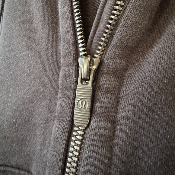 Lululemon Press Pause Jacket - Picture 3 of 8